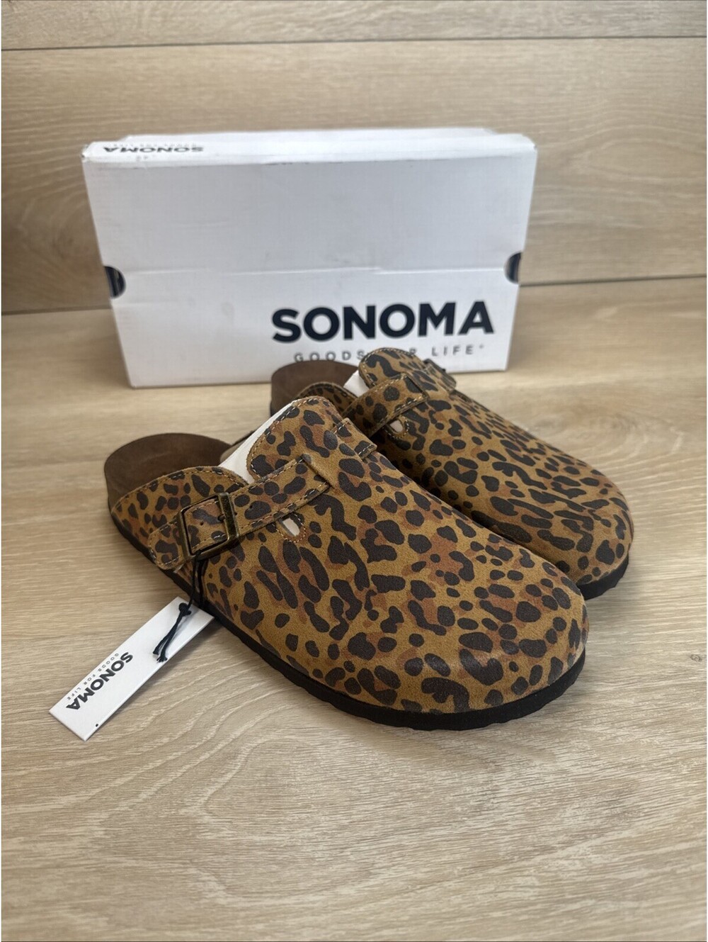 Sonoma clogs cheetah print Size 10 Woman’s